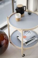 Billede af Brdr. Krüger Bølling Bakkebord m. 2 bakker Ø: 50 cm - Ubehandlet Eg/Sort og Hvid