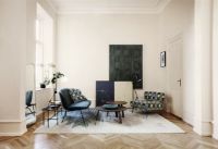 Billede af GUBI F.A. 33 Wall Mirror 70x146 cm - Polished Brass Base