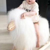 Billede af Povl Kjer Rokkefår Gyngehest H: 60 cm - Hvid Lang Uld OUTLET