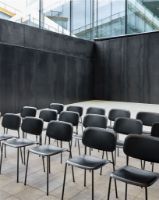 Billede af HAY Soft Edge 40 Chair w. Standard Gliders SH: 47,5 cm - Black/Black Powder Coated Steel