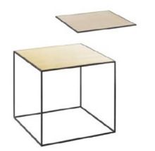 Billede af Audo Copenhagen Twin 35 Table 35x35 cm - Sort Stel/Eg/Messing