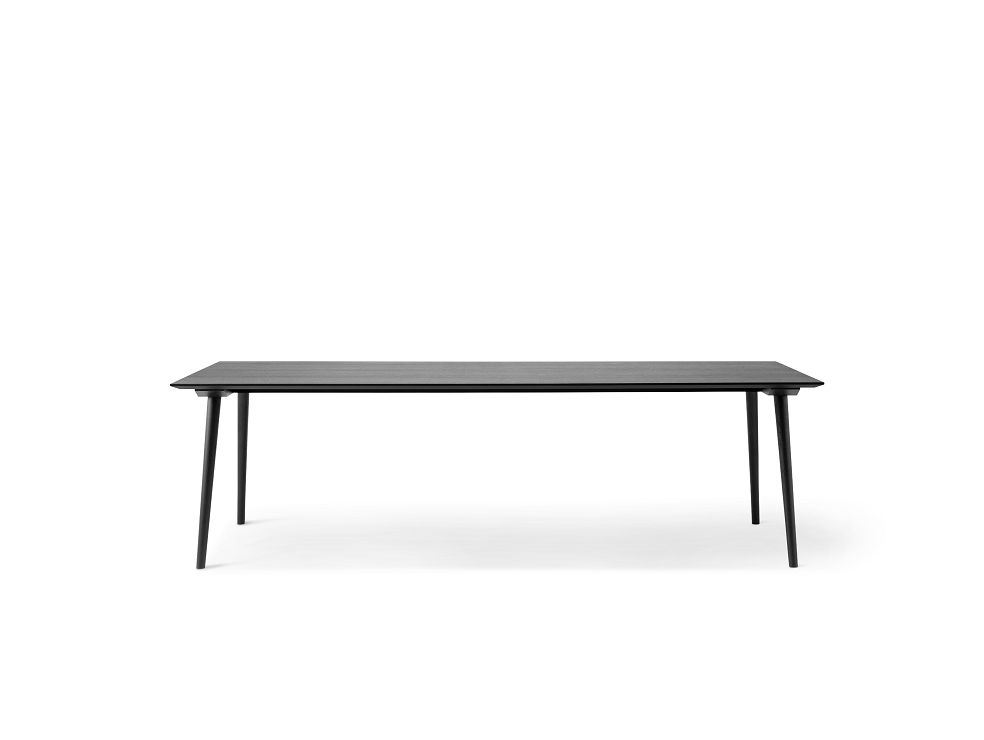 Billede af &Tradition SK6 In Between Dining Table 250x100 cm - Black Lacquered Oak 
