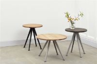 Billede af HAY Pyramid Coffee Table 51 Ø: 45 cm - Beige Steel/Smoked Oak 