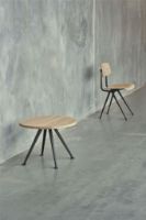 Billede af HAY Pyramid Coffee Table 51 Ø: 60 cm - Black Steel/Oiled Oak 