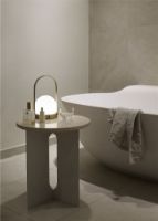 Billede af Audo Copenhagen Carrie LED Table Lampe Ø: 13,5 cm - Brushed Brass