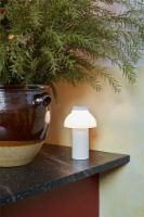 Billede af HAY PC Portable Bordlampe H: 22 cm - Cream White