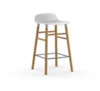 Billede af Normann Copenhagen Form Barstol SH: 65cm - Hvid/Eg