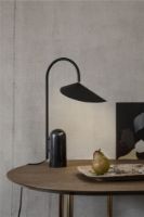 Billede af Ferm Living Arum Bordlampe H: 50 cm - Sort