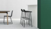Billede af Normann Copenhagen Form Barstol SH: 75cm - Grøn/Stål