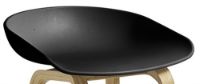 Billede af HAY AAS32 ECO Barstol Low SH: 64 cm - Water Based Lacquered Oak Veneer / ECO Black / Footrest Stainless Steel 