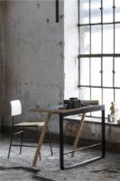 Billede af Bent Hansen Hemingway Skrivebord m. Opladerstation L: 120 cm - Matlakeret Eg/Conifer Green Linoleum