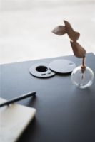 Billede af Bent Hansen Hemingway Skrivebord m. Opladerstation L: 120 cm - Sortlakeret Bøg/Smokey Blue Linoleum