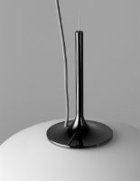 Billede af GUBI Stemlite Table Lamp H: 42 - Black Chrome