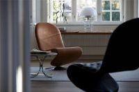 Billede af Verpan System 1-2-3 Lounge Chair Standard SH: 38 cm - Sørensen Hero Black Leather/Aluminium