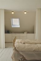 Billede af Nuura Liila 1 Medium Væg-/loftlampe Ø: 16,5cm - Nordic Gold/Opal White OUTLET