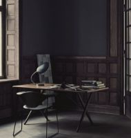 Billede af GUBI Cobra bordlampe - Jet-Black 