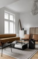 Billede af Dux Domus Steel Lænestol H: 71 cm - Sort stel / Brun læder 