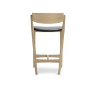 Billede af Sibast Furniture No 7 Bar Stool SH: 65 cm - Soap Oak / Black Leather