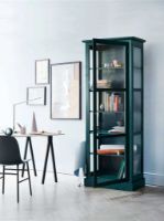 Billede af Lindebjerg Design Color N1 Vitrineskab Venstrehængt Dør 70x210 cm - Green