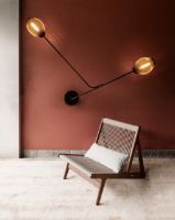 Billede af GUBI MR01 Initial Lounge Chair SH: 33 cm - Walnut 