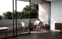 Billede af GUBI Beetle Outdoor Dining Chair SH: 45 cm - Alabaster White