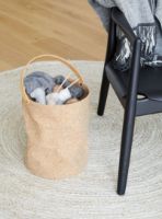 Billede af Form & Refine Nest Cork Paper Bin H: 32 cm - Cork/Brass