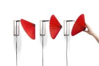 Billede af HAY Matin Wall Lamp 380 38x25 cm - Bright Red / Brass 