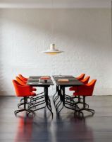 Billede af &Tradition Pavilion Desk AV16 130x65 cm - Linoleum Black 4023/Black Oak/Black Legs