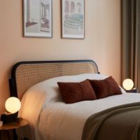 Billede af Tala Alumina Table/Wall Lamp with Sphere IV Bulb EU H: 24 cm - Charcoal Black   OUTLET