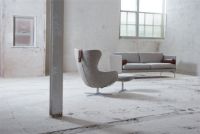 Billede af Søren Lund SL 407 Lænestol m. Nakkepude SH: 42 cm - Main Line Flax/Genova Nougat Læder/Satinkrom Sokkel m. Drej