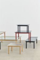 Billede af HAY Kofi Table 60x60 cm - Solid Oak / Clear Glass