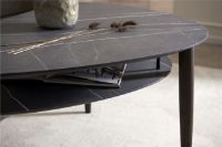 Billede af Thomsen Furniture Katrine Sofabord m. Hylde 68x101 cm H: 50 - Røget Eg / Shadow Ker Laminat