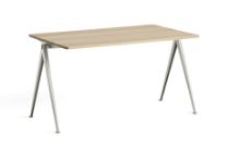 Billede af HAY Pyramide Table 01 140x75 cm - Beige Powder Coated Steel/Matt Lacquered Oak