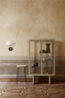 Billede af GUBI Private Vitrine H: 191 cm - Light Stained Oak/Transparent Glass