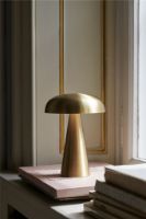Billede af &Tradition Como SC53 Portable Lamp Ø: 15,6 cm - Brass