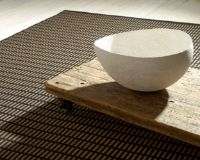 Billede af Woodnotes New York Carpet Sewn Edges 170x240 cm - Black/Natural