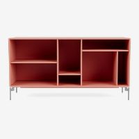 Billede af Montana Mega 200801 Skænk med ben 115,2x38 cm - 151 Rhubarb / Matkrom