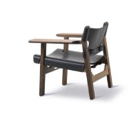 Billede af Fredericia Furniture 2226 Den Spanske Stol af Børge Mogensen SH: 33 cm - Sort Læder/Olieret Røget Eg