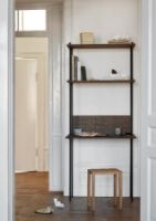 Billede af Moebe Shelving System Desk Tall 200x85 cm - Smoked Oak/White