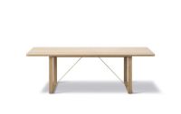 Billede af Fredericia Furniture 5367 BM67 Sofabord 140x55 cm - Sæbebehandlet Eg/Messing