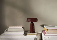 Billede af &Tradition Caret MF1 Portable Lamp H: 22 cm - Silk Grey