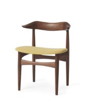 Billede af Warm Nordic Cow Horn Spisebordsstol SH: 46 cm - Walnut/Vanilla