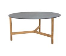 Billede af Cane-line Outdoor Twist Sofabord Stor Ø: 90 cm - Fossil Black/Teak