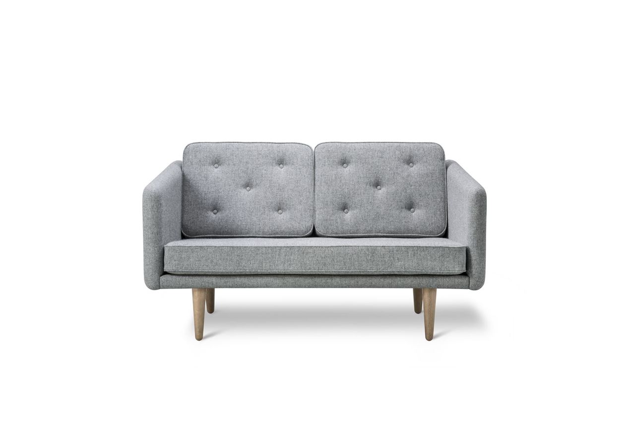 Billede af Fredericia Furniture 2002 No. 1 2 Pers. Sofa L: 143 cm - Bardal 110/Sæbebehandlet Eg