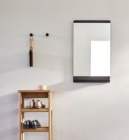 Billede af Form & Refine Angle Hook Small Ø: 2 cm - Sort