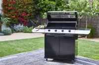 Billede af Beefeater 1200 E 4 brænder BBQ & S/B Trolley B: 152,7 cm - Sort 