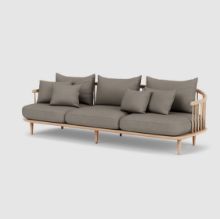 Billede af &Tradition Fly SC12 Sofa L: 240 cm - Oiled Oak/Hot Madison 094