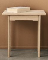 Billede af Duus & Møller Metha Sengebord m. Skuffe 45x48 cm - Sæbebehandlet Massiv Eg