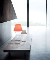 Billede af Luceplan Costanzina Bordlampe H: 51 cm - Brass/White