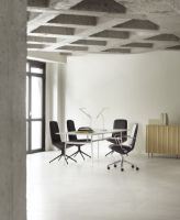 Billede af Normann Copenhagen Off Chair Lav m. Pude H: 100,8 cm - Black/Ultra Leather Black